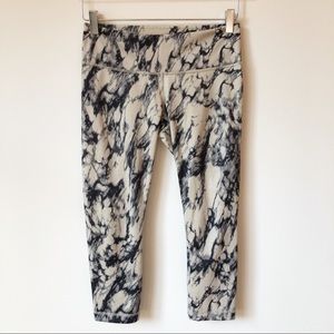 Lululemon Granite Black Mojave Wunder Under Crop